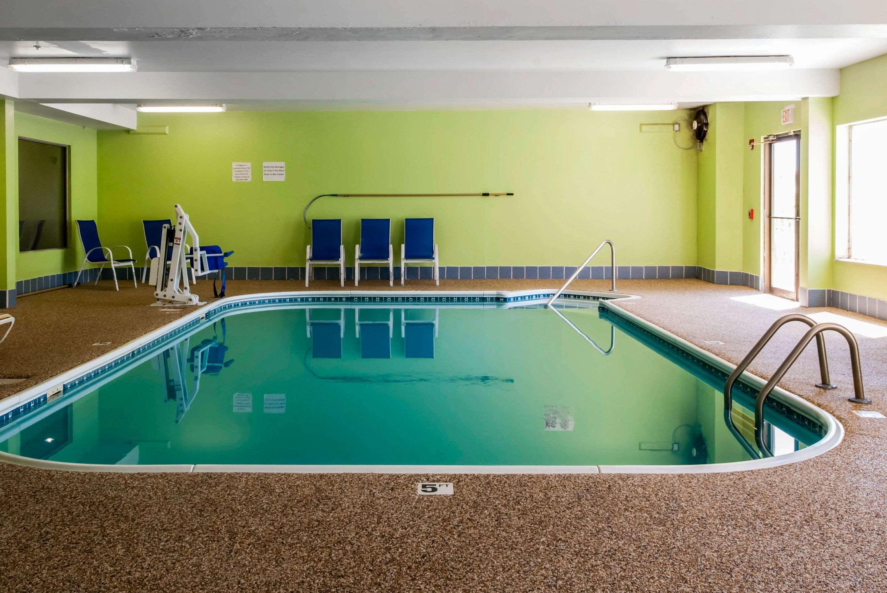 Sleep Inn Saint Charles Bagian luar foto